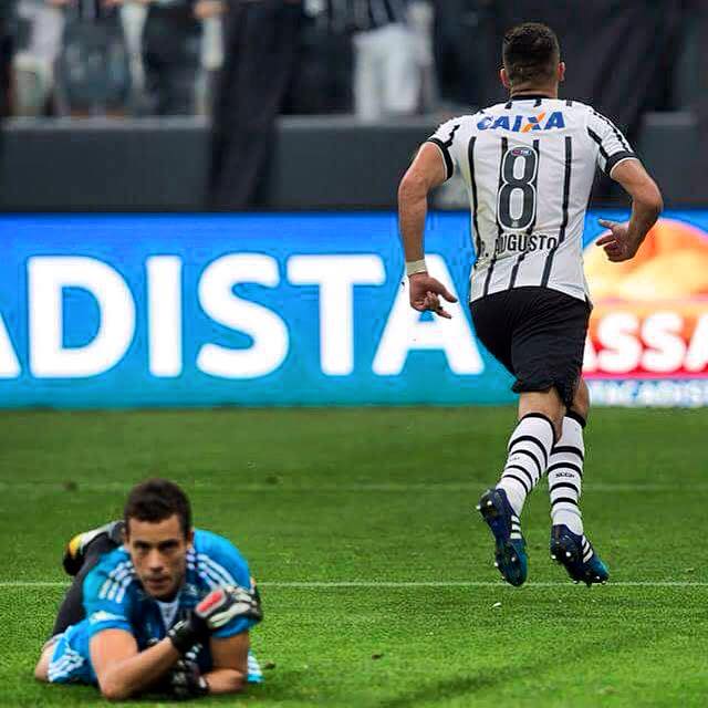 Renato Augusto supera goleiro Matheus: Derrota no Paulistão ainda incomoda a Ponte Preta