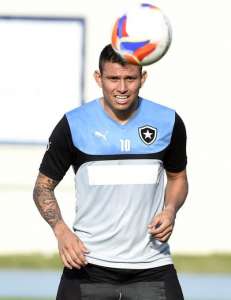 Série B: Rafael Oliveira deve estrear entre os titulares do Botafogo contra Sampaio Corrêa