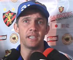 Eduardo Baptista não liga para recordes e quer o líder e invicto Sport sempre buscando a vitória