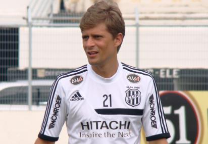 Adrianinho está de saída da Macaca