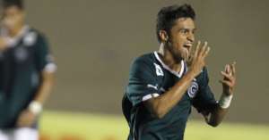 Cruzeiro busca atacante Erik e Goiás pede R$ 30 milhões
