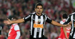 Negociação com Cruz Azul é desfeita e Guilherme volta ao Atlético-MG