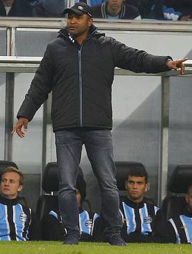 Roger Machado: simplicidade e humildade no Grêmio
