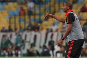 Flamengo banca a permanência do técnico Cristovão Borges até partida contra o Inter