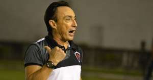 Série C: Roberto Fonseca reconhece oscilação do time mas exalta vitória