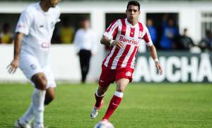 Com proposta do Al Wasl-UAE, atacante Caio é reintegrado no Internacional