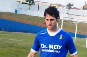 Série C: Sem muitas opções no elenco, Guarani acerta com Jonas, do Santo André