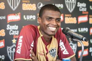 Indicado por ex-Timão, Jemerson, do Atlético-MG, entra em lista de reforços do Lyon