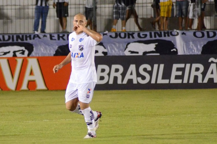 Edno marcou dois gols na vitória do ABC