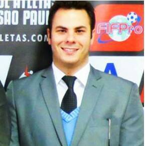 Outros dois jogadores entram na Justiça contra o Guaratinguetá e advogado prevê debandada