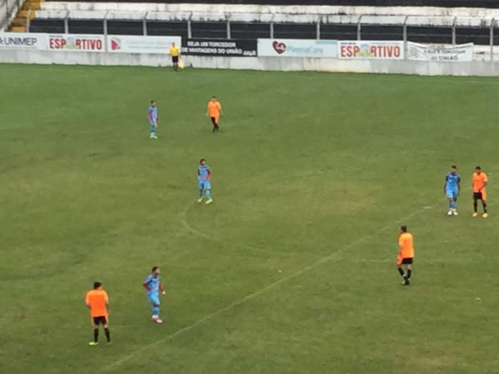 O Itunao criou mais duas excelentes oportunidade para marcar na base do contra-ataque