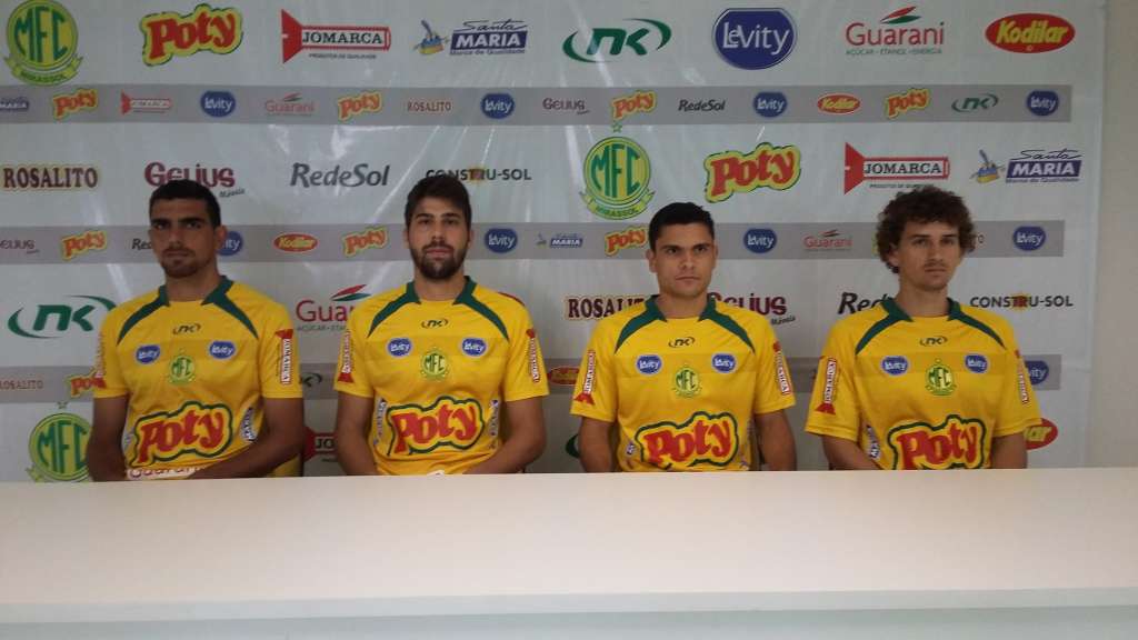 O Leão, do técnico Evaristo Piza, já conta com 18 reforços para a Copa Paulista - Vinicius de Paula