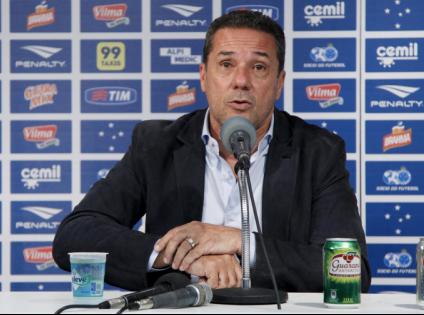 Luxemburgo pede para que o Cruzeiro não pense na zona de rebaixamento 2 0002050094718 img