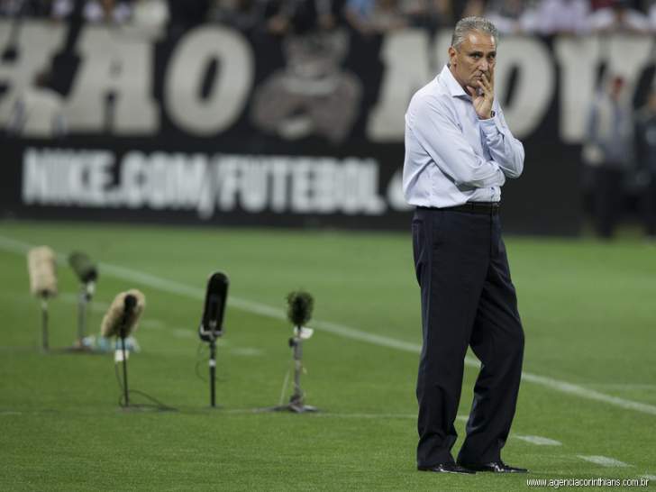 Tite repetirá a mesma escalação do Corinthians pela quarta vez consecutiva