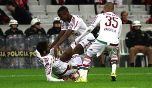 Fluminense exalta quebra da invencibilidade do Atlético-PR como mandante