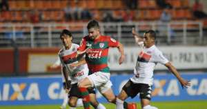 Série C: Guilherme Queiroz, da Portuguesa, comemora boa fase e vitória sobre o Guarani