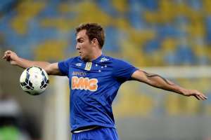 Cruzeiro veta ida do reserva William Farias para o Botafogo