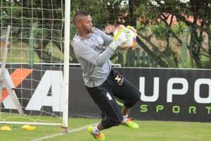 Eliminação do Botafogo tem gol de letra do Figueirense, 