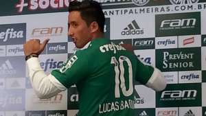 Com a camisa 10, Barrios nega rótulo de estrela e promete luta pelo Palmeiras