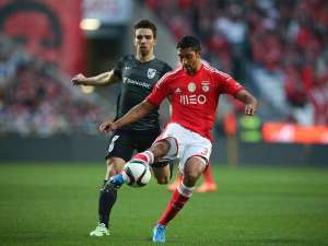 Flamengo pode contratar zagueiro César, ex-Ponte Preta, para o Brasileirão
