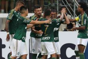 Com Robinho, Marcelo Oliveira define time do Palmeiras para o clássico