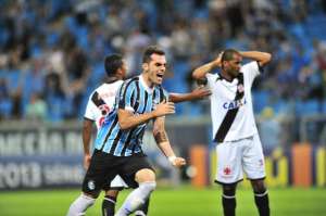 Flamengo x Grêmio - Maracanã se prepara para a estreia de Guerrero
