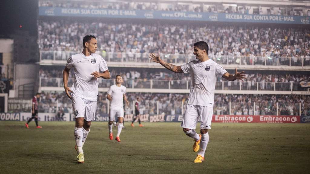 Santos tenta engrenar contra 