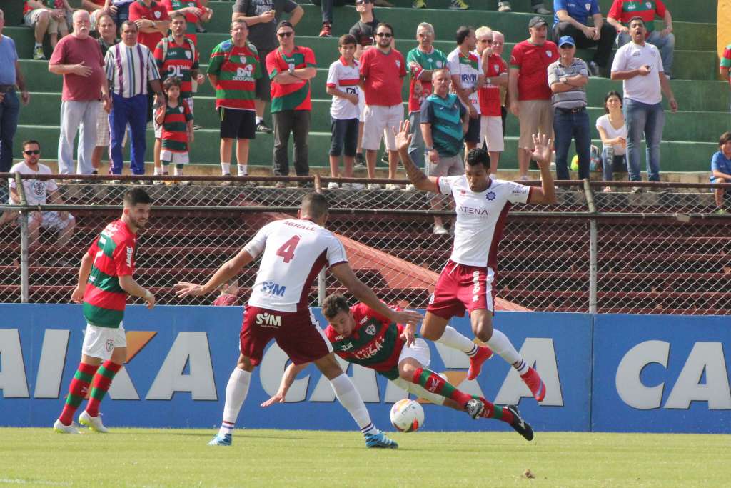 Portuguesa derrota o Caxias e dorme no G4 da Série C