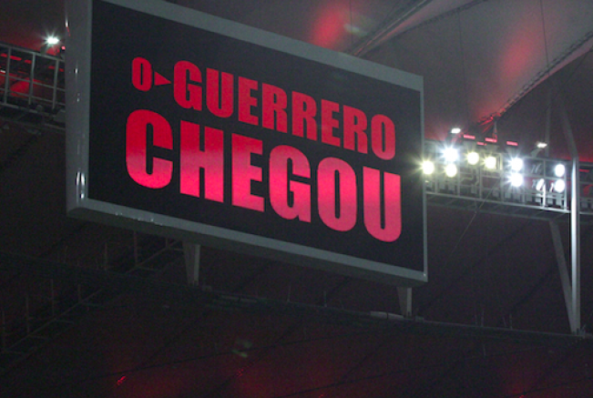 BRASILEIRÃO: Corinthians iguala pontuação do líder, Guerrero salva Flamengo e Inter reage 2 0002050097058 img