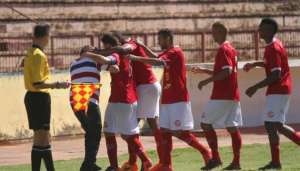 Segundona: América goleia Osvaldo Cruz na estreia do presidente como técnico