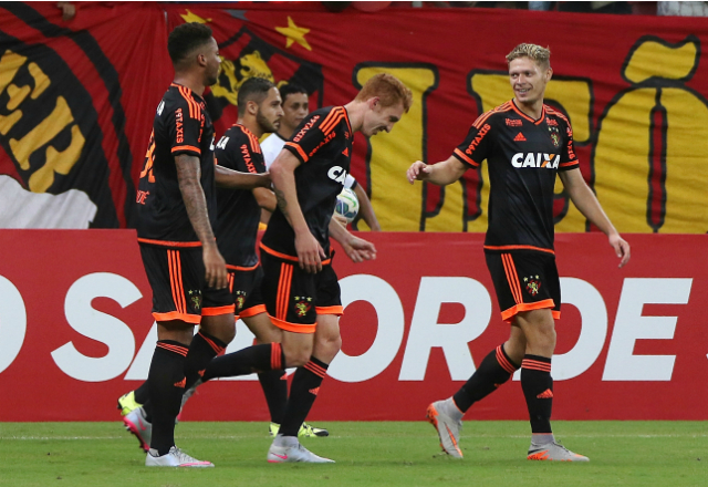 Ferrugem teve uma estreia de gala
