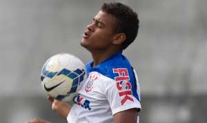 Zé Paulo troca o Corinthians pelo Rio Ave, de Portugal