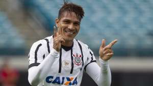 Janela se fecha e diretoria do Corinthians não encontra substituto de Guerrero
