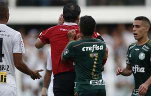 Palmeiras acredita em novo efeito suspensivo para Dudu jogar