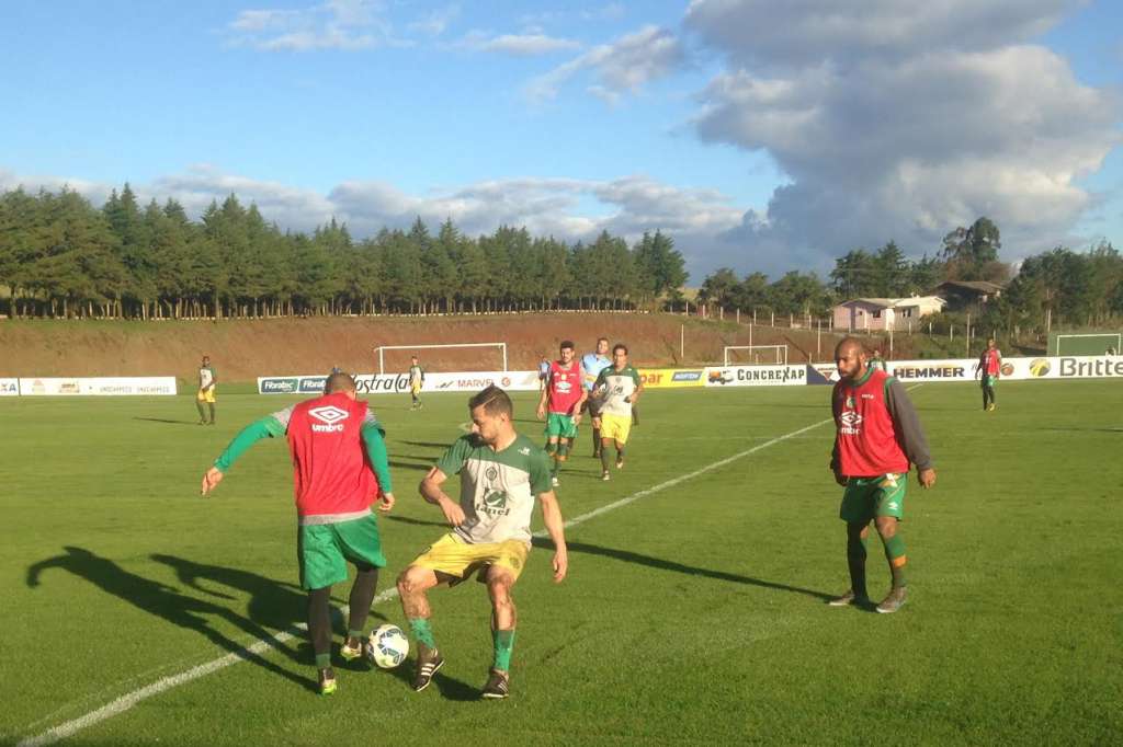 Chapecoense vence time da Série D no CT da Água Amarela em jogo-treino