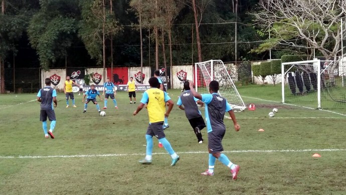 Paysandu treina, mas Dado Cavalcanti não divulga escalação 