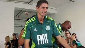 Figueirense acerta empréstimo de Bruno Dybal, meia do Palmeiras
