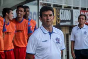 Com larga experiência, Guilherme Macúglia busca espaço no futebol