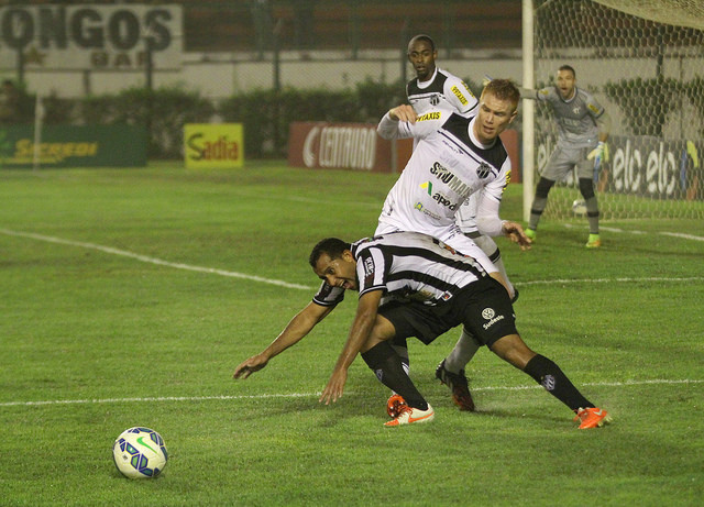 O Ceará voltou a vencer depois de 12 partidas e conseguiu sua classificação vencendo o Tupi em Juiz de Fora. - Foto: Tupi FC Oficial