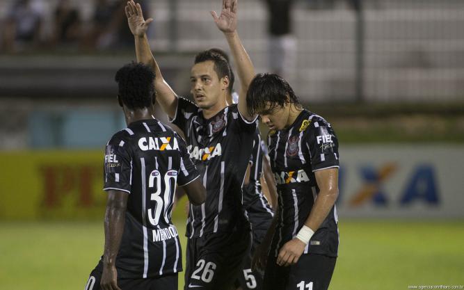 Nascido em Natal e formado no ABC, o meia Rodriguinho (foto) saudou a torcida do Mais Querido. - Foto: Agencia Corinthians