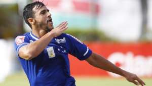 Após deixar Cruzeiro, Henrique acerta com Vitória de Guimarães-POR