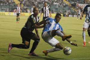 Avaí é o único clube do Brasileirão fora da Copa do Brasil e Sul-Americana
