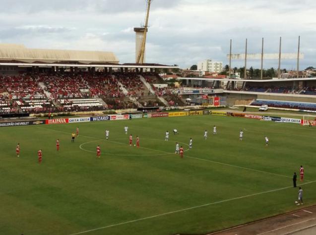 Com show do artilheiro Zé Carlos, o CRB venceu o Paysandu por 3 a zero, com três gols de seu artiilheiro. - Foto: Paysandu Oficial