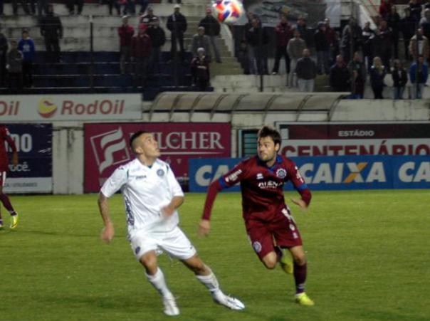 O Guarani precisou de apenas um tempo para vencer o Caxias fora de casa por 2 a 0. - Foto: SER Caxias Oficial