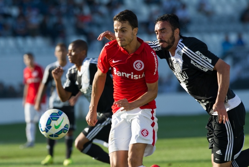 Ponte Preta 0 x 0 Internacional - Construíram dois paredões nos gols! 2 0002050099387 img