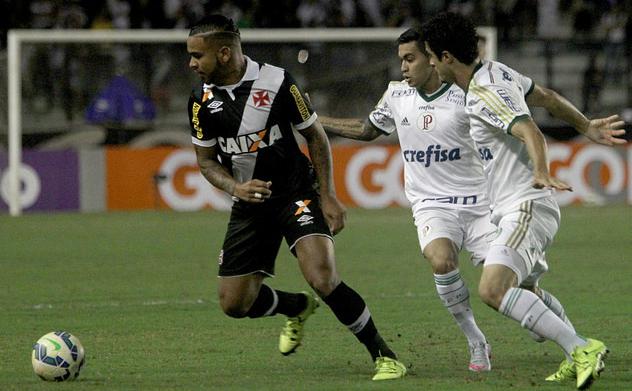 Vasco da Gama não segurou o ímpeto do Palmeiras, que entrou no G4 do Brasileirão após sete vitórias