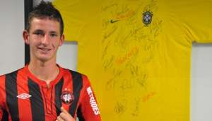 Guaratinguetá inscreve pacotão e Atlético-PR deve 