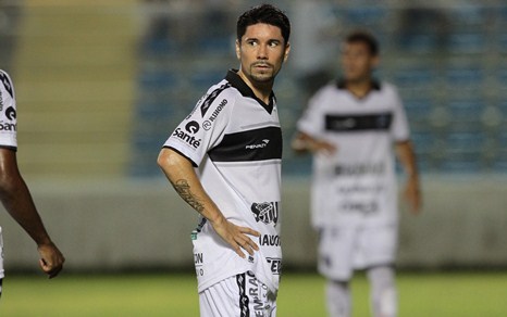 Ricardinho é desfalque certo no Ceará para a partida desta terça-feira