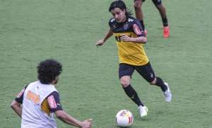 Cárdenas treina como titular e pode ser novidade do Atlético-MG contra São Paulo