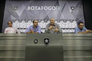 Interino quer entregar Botafogo a Ricardo Gomes com vitória sobre o Criciúma